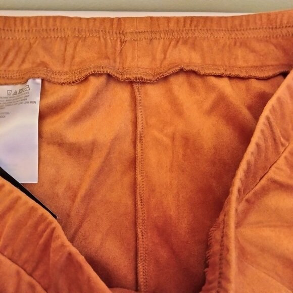 Faux Suede Midi Skirt by American West, Size Medium, NWT - Picture 13 of 13